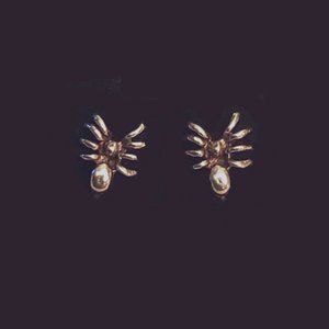 Sterling-  Itsy Bitsy Spider Studs